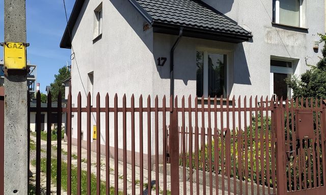 bliźniak, 6 pokoi Kielce Szydłówek. Zdjęcie 1