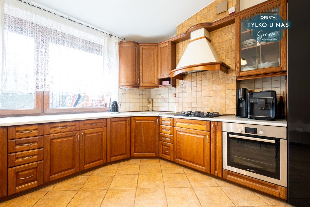 dom wolnostojący, 4 pokoje Krośniewice, ul. Targowa. Zdjęcie 4