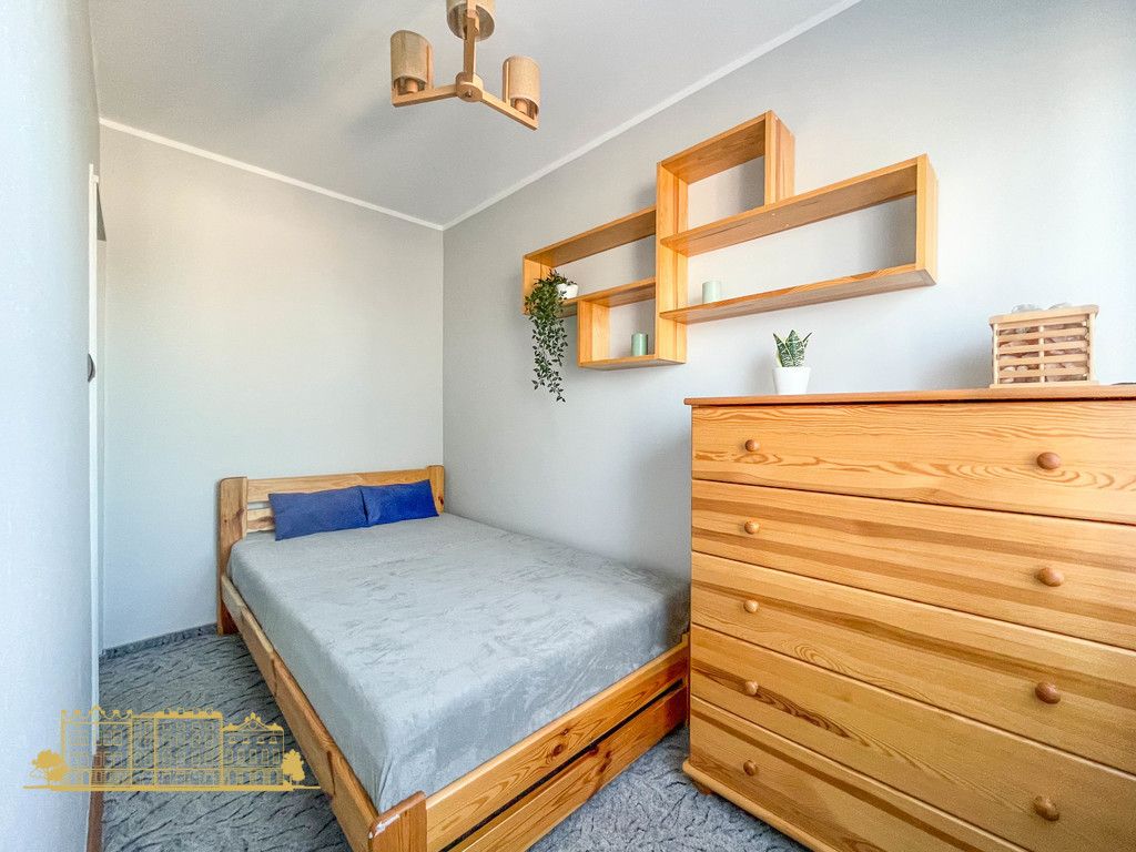 Mieszkanie 3-pokojowe Kraków, ul. Włoska. Zdjęcie 1