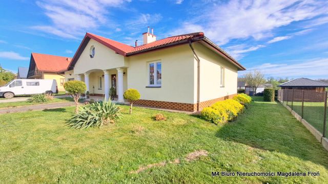 dom wolnostojący, 4 pokoje Stara Wieś. Zdjęcie 3