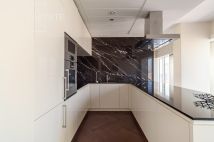 Mieszkanie 4-pokojowe Warszawa Śródmieście, ul. Złota. Zdjęcie 4