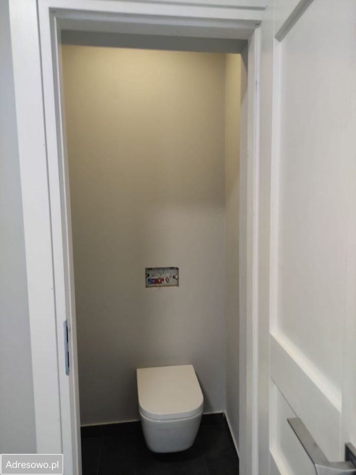 Mieszkanie 3-pokojowe Żywiec, ul. Komonieckiego. Zdjęcie 8