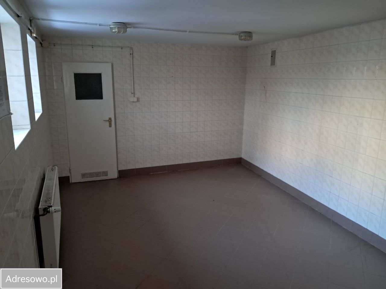 Lokal Sanok, ul. gen. Władysława Sikorskiego. Zdjęcie 19