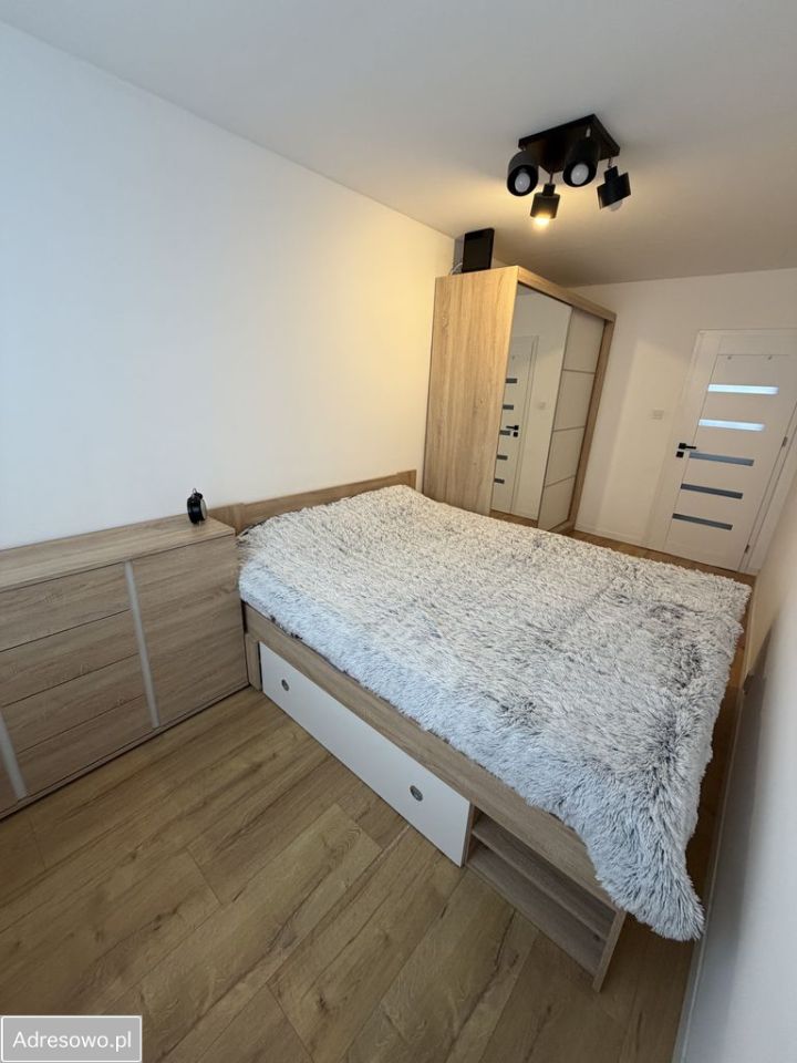 Mieszkanie 3-pokojowe Zielona Góra Centrum, ul. Dąbrówki. Zdjęcie 2