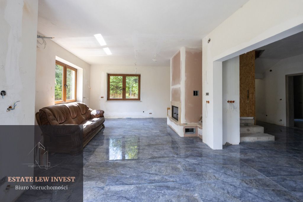 dom wolnostojący, 5 pokoi Poręba Laskowska. Zdjęcie 10