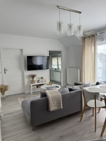 Mieszkanie 3-pokojowe Warzymice. Zdjęcie 1