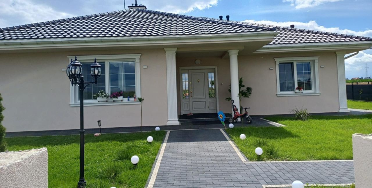 dom wolnostojący, 5 pokoi Stare Kupiski, ul. Armii Krajowej