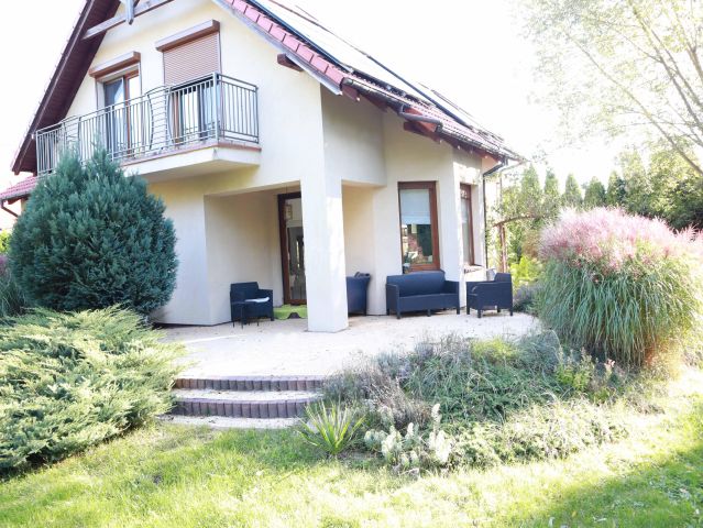 dom wolnostojący, 5 pokoi Krzeczyn. Zdjęcie 1