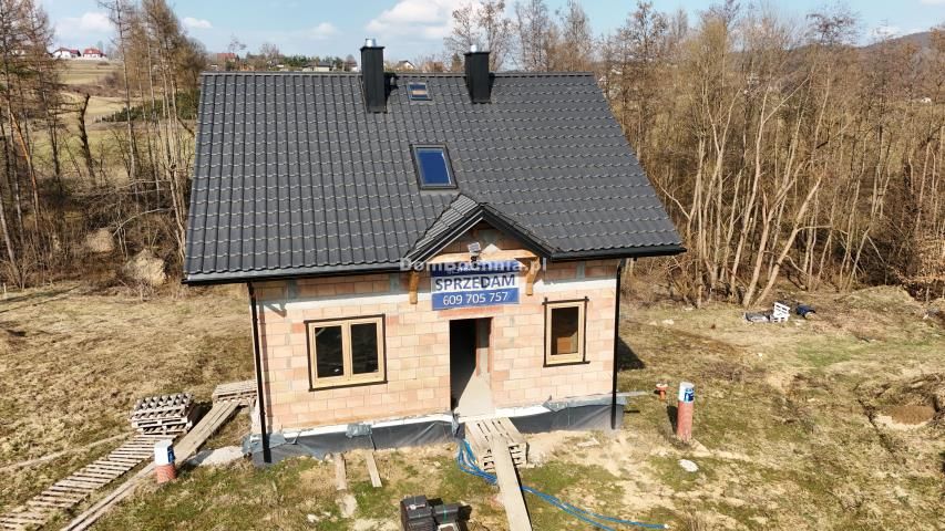 dom wolnostojący, 4 pokoje Zawada. Zdjęcie 3