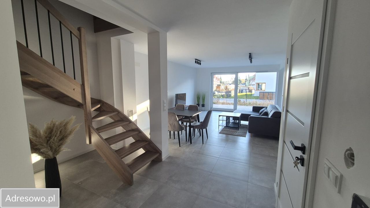 bliźniak, 4 pokoje Tyniec Mały, ul. Domasławska. Zdjęcie 6