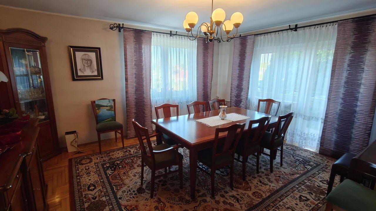 dom wolnostojący, 8 pokoi Busko-Zdrój, ul. Adolfa Dygasińskiego. Zdjęcie 4