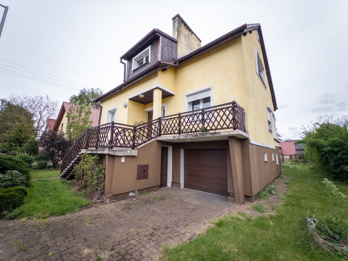 dom wolnostojący, 6 pokoi Legnica, ul. Rumiankowa. Zdjęcie 1