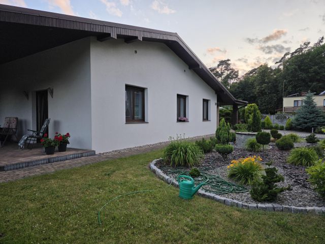dom wolnostojący, 3 pokoje Tarce. Zdjęcie 1