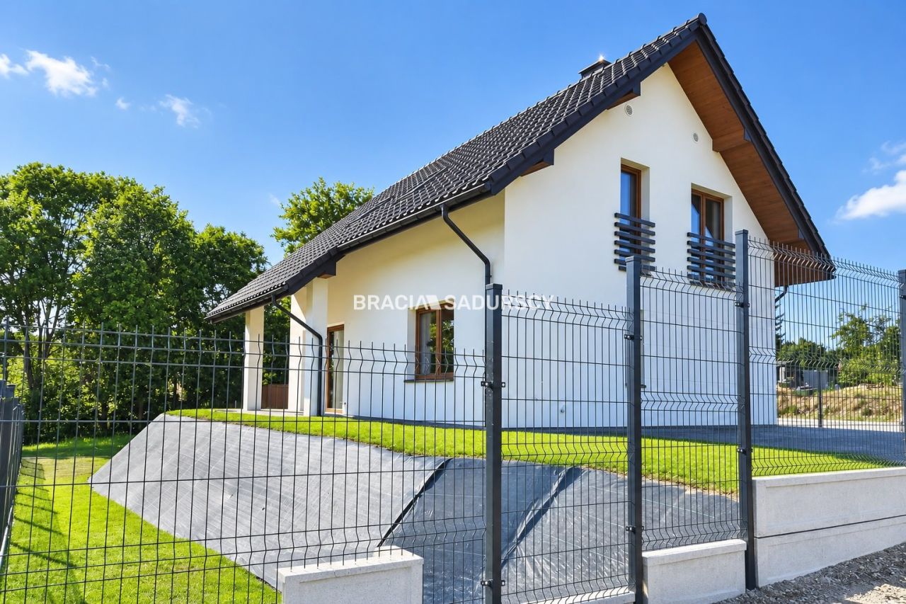 dom wolnostojący, 5 pokoi Aleksandrowice. Zdjęcie 2