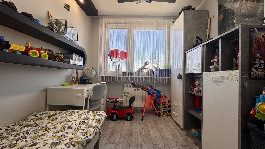 Mieszkanie 3-pokojowe Dębno. Zdjęcie 5