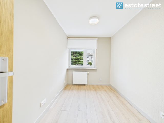 Mieszkanie 3-pokojowe Kraków, ul. ks. Wincentego Turka. Zdjęcie 12