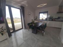 dom wolnostojący, 4 pokoje Oraczewice. Zdjęcie 4