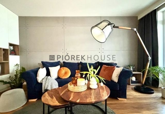 Mieszkanie 3-pokojowe Warszawa Ursus, ul. Starodęby. Zdjęcie 1