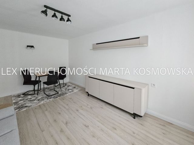 Mieszkanie 2-pokojowe Warszawa Ursus, ul. Bohaterów Warszawy. Zdjęcie 2