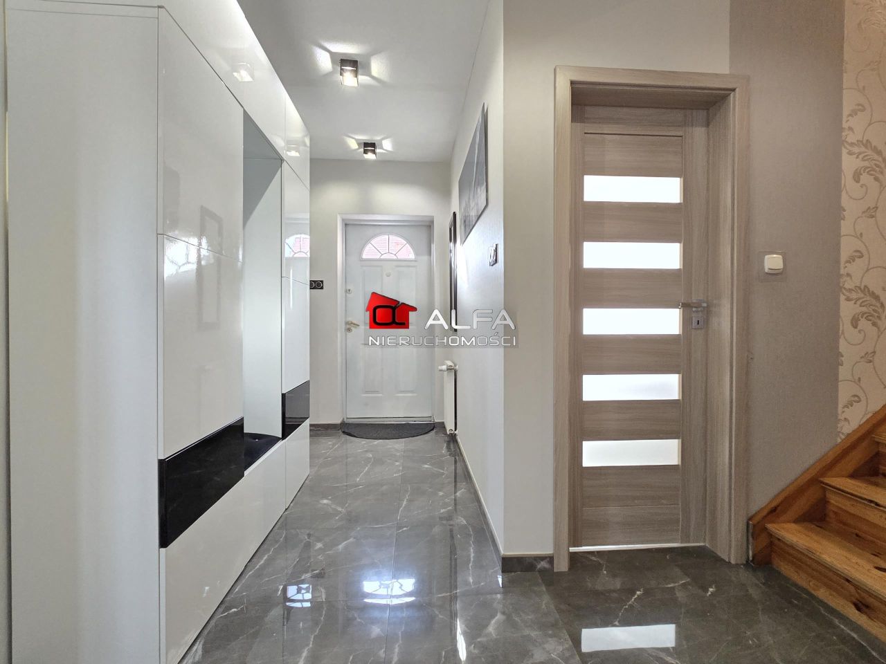 dom wolnostojący, 4 pokoje Żarów, ul. Kasztanowa. Zdjęcie 4