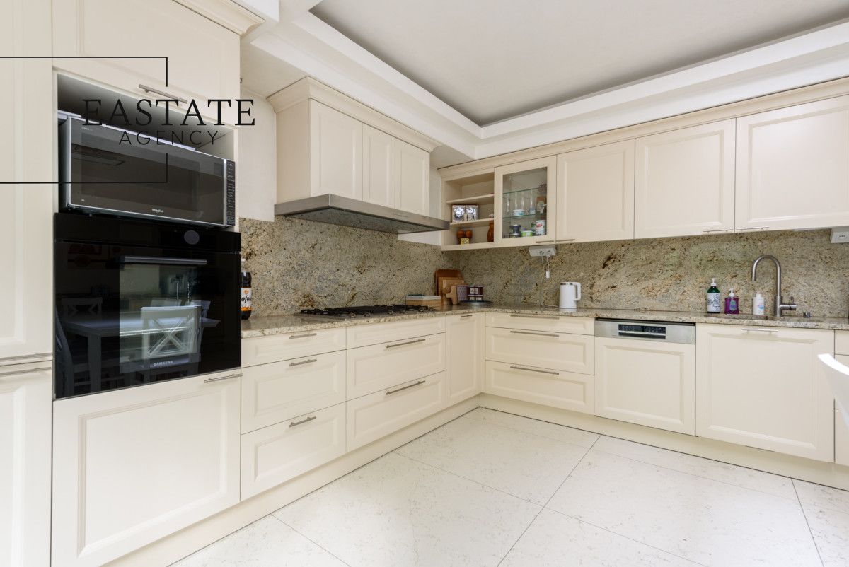 dom wolnostojący, 7 pokoi Warszawa Mokotów, ul. Wołodyjowskiego. Zdjęcie 11