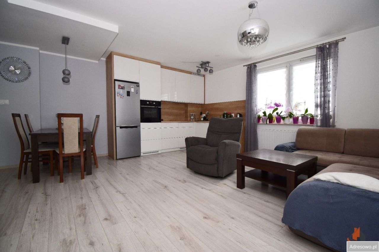 Mieszkanie 3-pokojowe Mysłowice. Zdjęcie 1