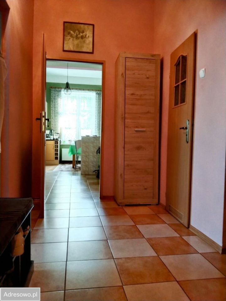 Mieszkanie 3-pokojowe Chmielnik. Zdjęcie 9