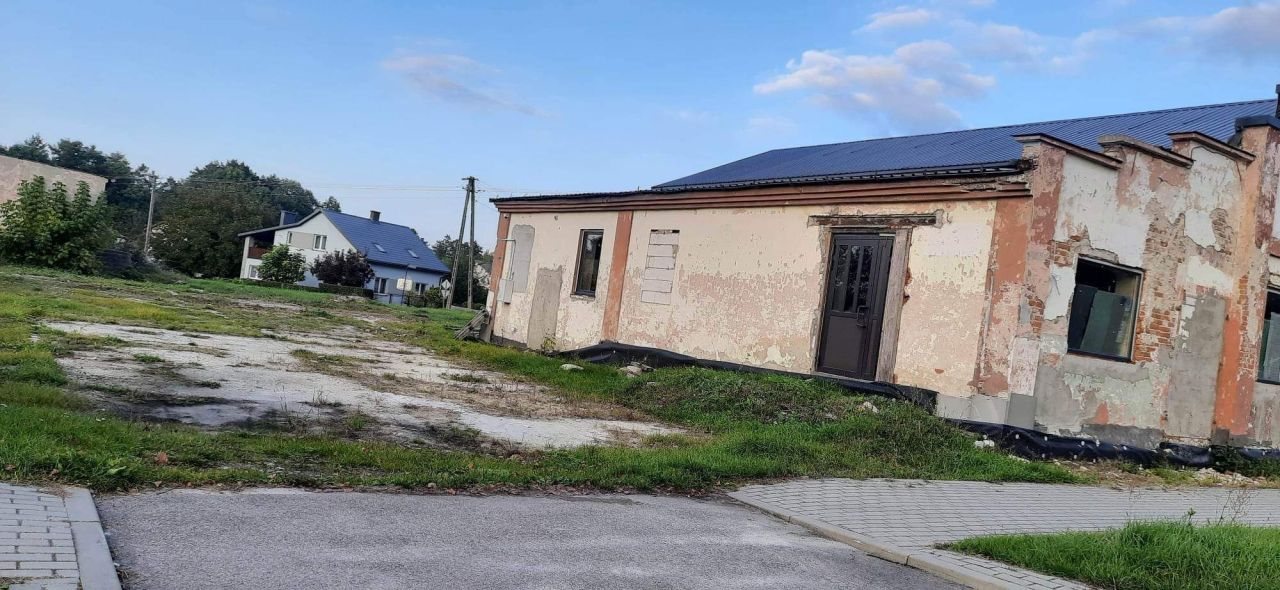 Lokal Lubycza Królewska, ul. Kolejowa. Zdjęcie 4