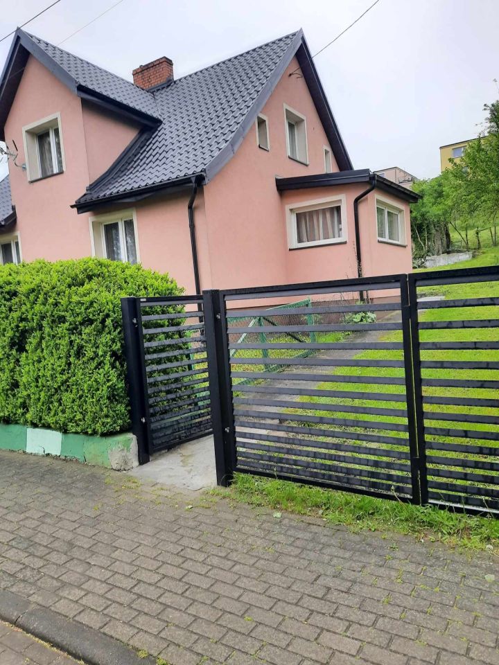 dom wolnostojący, 6 pokoi Chmielno, ul. Kuby