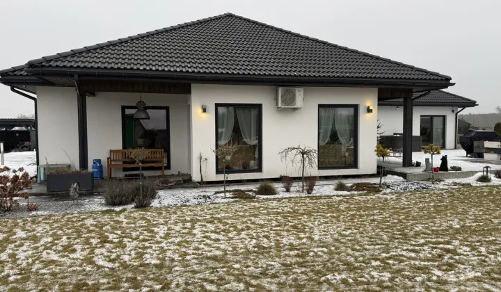 dom wolnostojący, 3 pokoje Trzebicz Nowy