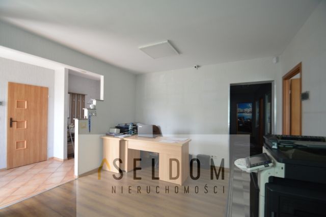 Hala/magazyn Stare Siołkowice. Zdjęcie 12