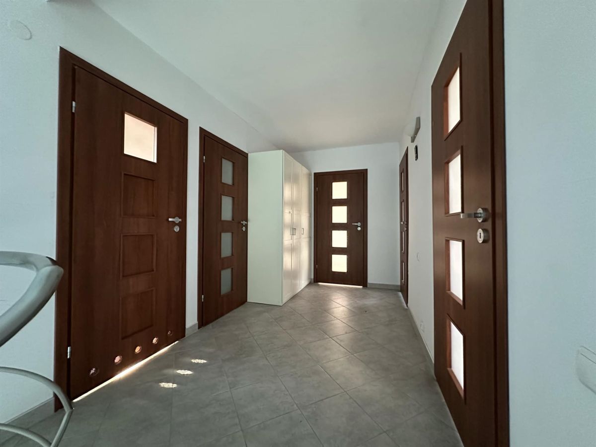 dom wolnostojący, 6 pokoi Zalesie. Zdjęcie 13