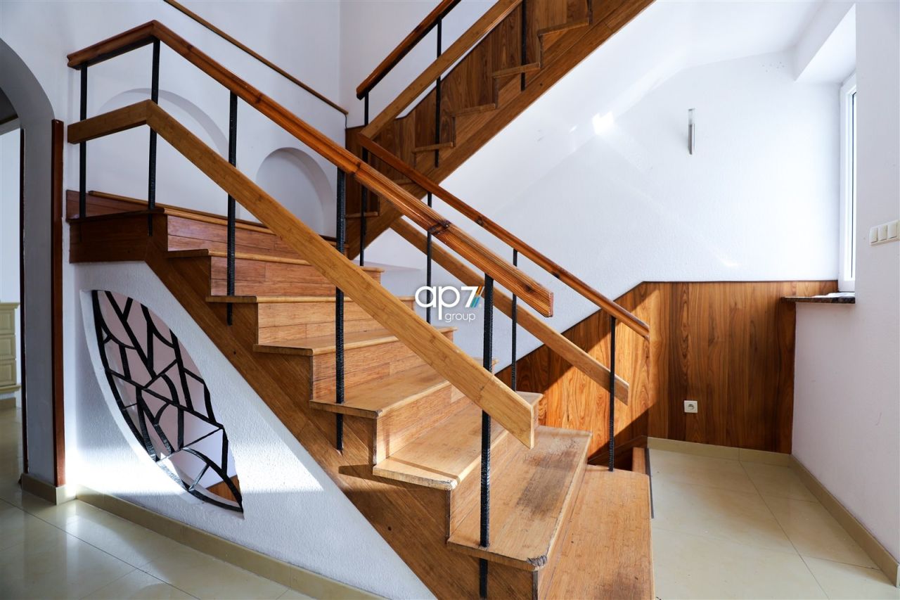 dom szeregowy, 9 pokoi Kraków Prądnik Biały, ul. Nad Sudołem. Zdjęcie 2