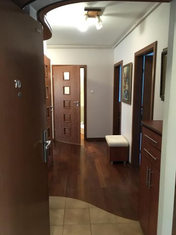 Mieszkanie 3-pokojowe Warszawa Wesoła, ul. Warszawska. Zdjęcie 1