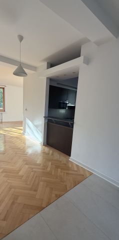 dom szeregowy, 5 pokoi Warszawa Bielany, ul. Kleczewska. Zdjęcie 14