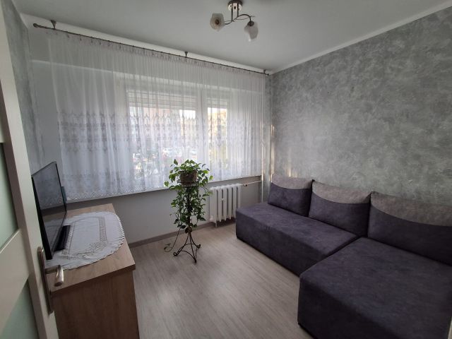 Mieszkanie 3-pokojowe Golub-Dobrzyń, ul. Stefana Żeromskiego. Zdjęcie 1