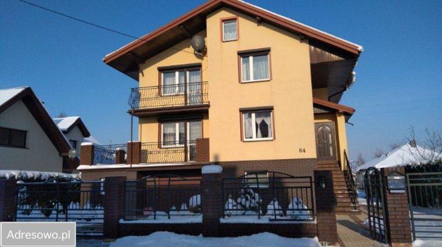 dom wolnostojący, 5 pokoi Bełchatów, ul. Wielkopolska. Zdjęcie 1