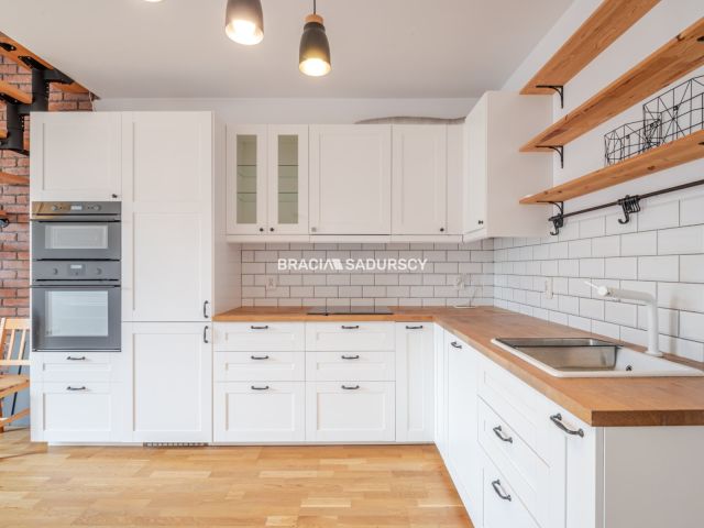 Mieszkanie 4-pokojowe Wieliczka Centrum, ul. Jasna. Zdjęcie 5