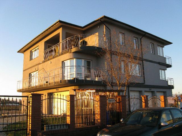 Mieszkanie 4-pokojowe Piastów. Zdjęcie 1