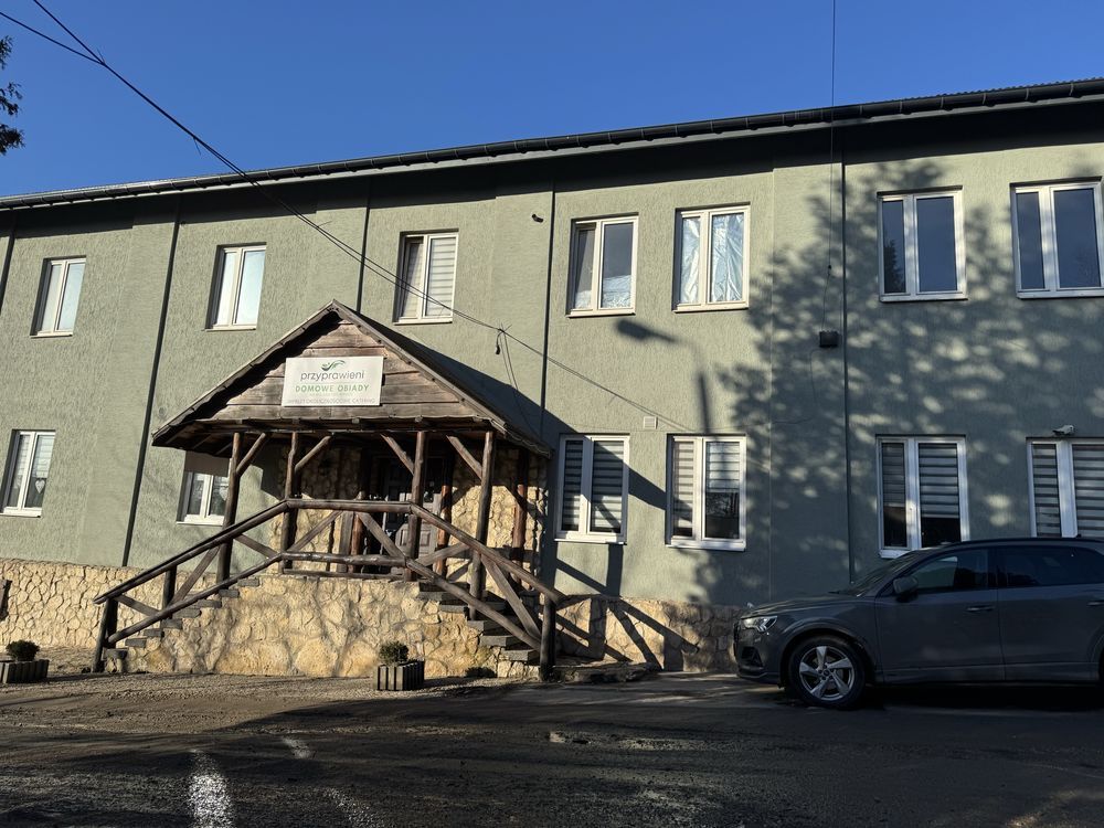 Lokal Poręba