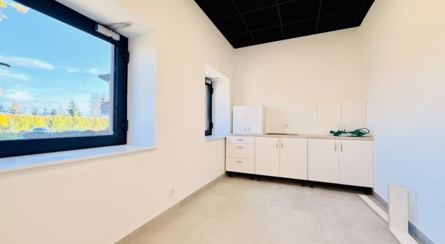 Lokal Rzeszów, al. Wincentego Witosa. Zdjęcie 3