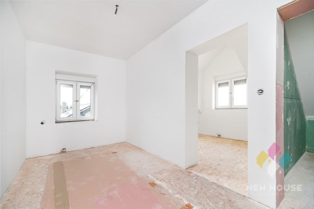 dom wolnostojący, 10 pokoi Jelonki. Zdjęcie 25