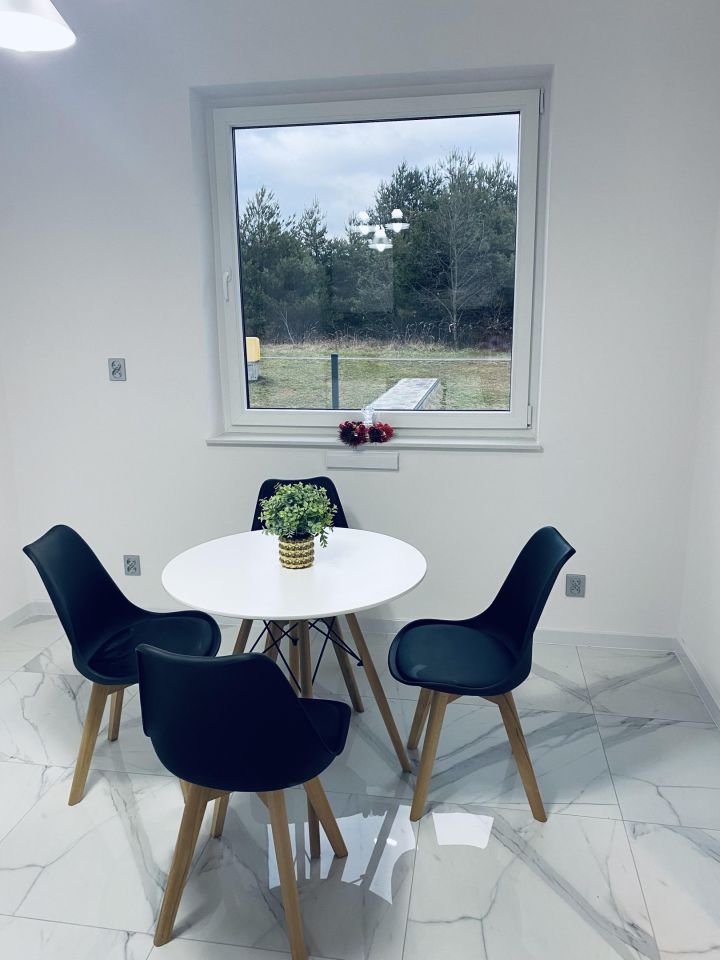 Mieszkanie 3-pokojowe Dąbrowa Rzeczycka. Zdjęcie 5