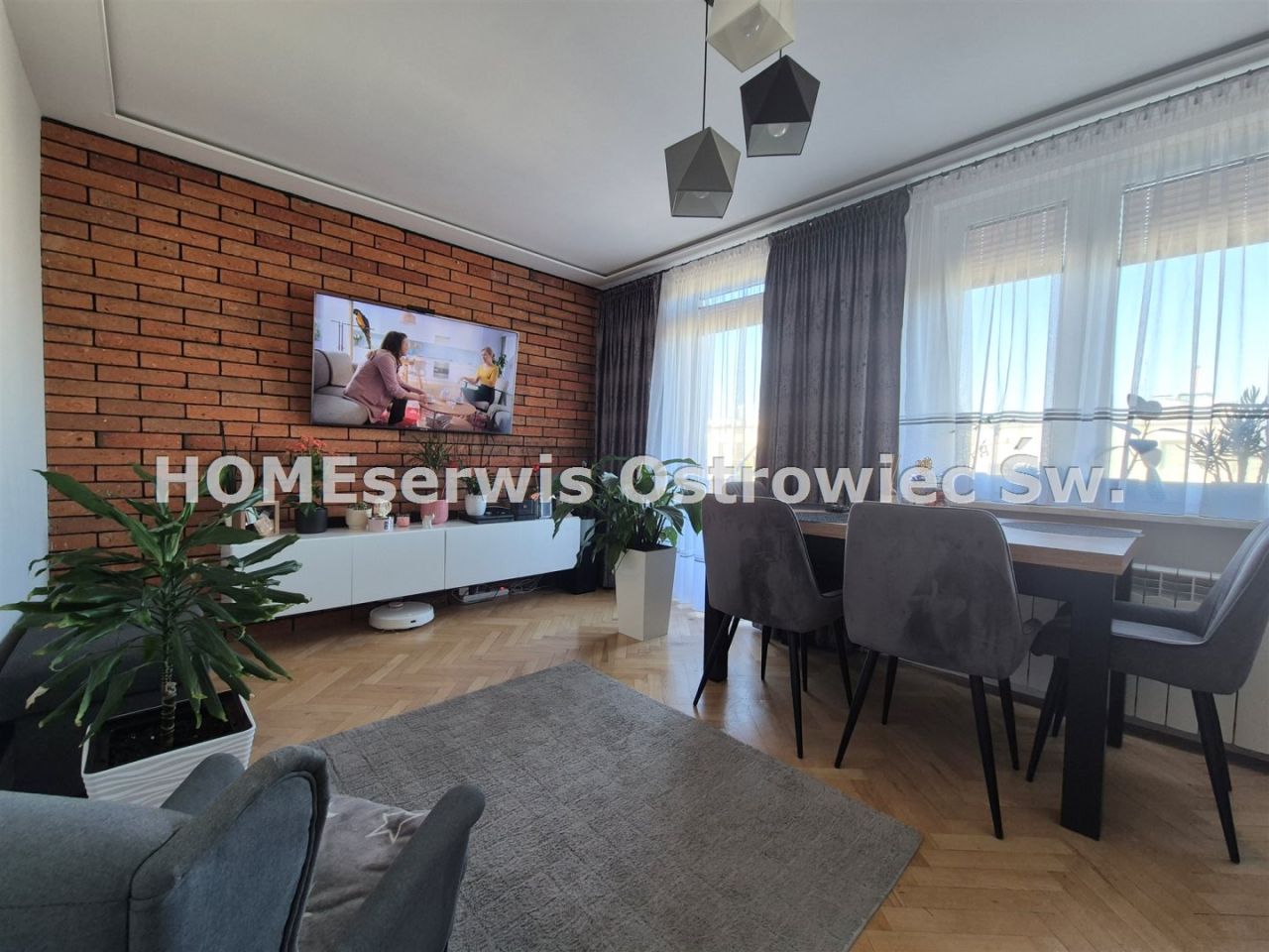 Mieszkanie 3-pokojowe Ostrowiec Świętokrzyski Centrum. Zdjęcie 4