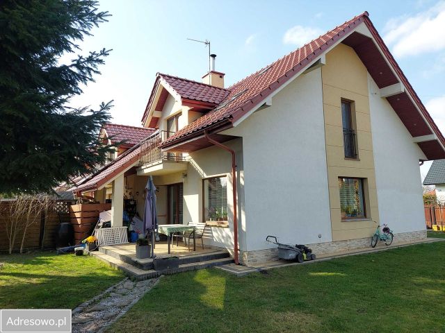 dom szeregowy, 4 pokoje Rzeszów, ul. Szlachecka. Zdjęcie 1