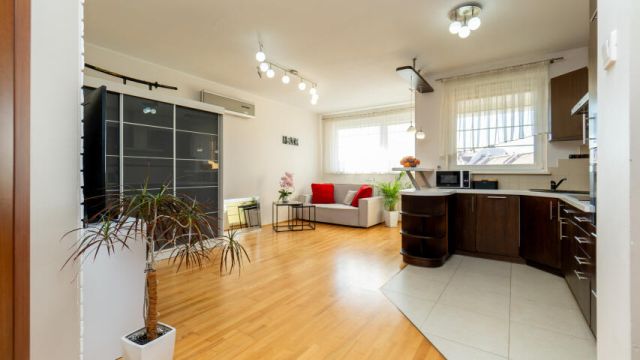 Mieszkanie 2-pokojowe Elbląg, ul. 3 Maja. Zdjęcie 1