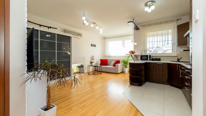 Mieszkanie 2-pokojowe Elbląg, ul. 3 Maja. Zdjęcie 1