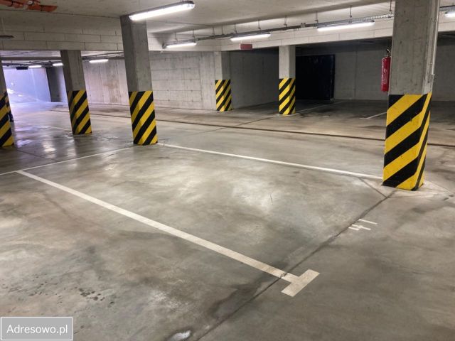 Garaż/miejsce parkingowe Radom Śródmieście, ul. gen. Leopolda Okulickiego. Zdjęcie 1