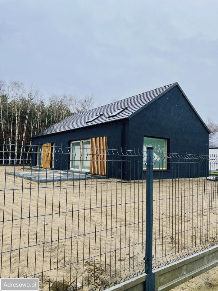 dom wolnostojący, 4 pokoje Piotrowice