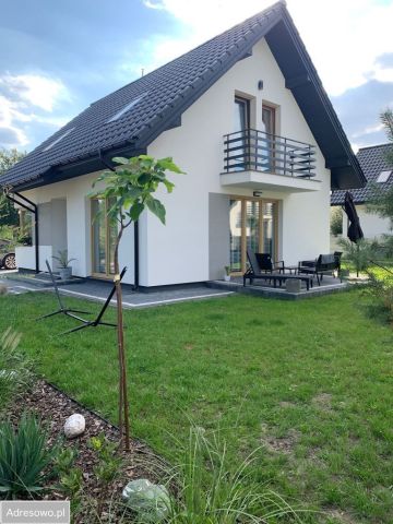 dom wolnostojący, 4 pokoje Bilcza. Zdjęcie 1